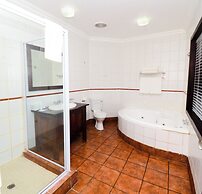 Protea Hotel by Marriott Harrismith Montrose