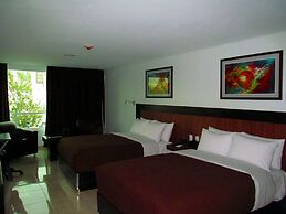 Hotel & Suites PF