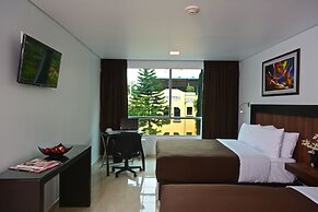 Hotel & Suites PF