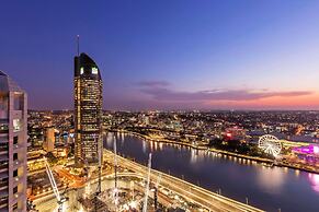 Oaks Brisbane Casino Tower Suites