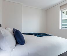 Oaks Brisbane Casino Tower Suites