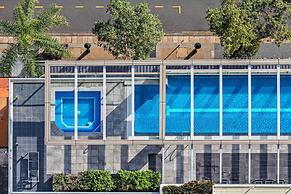 Oaks Brisbane Casino Tower Suites