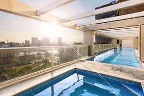 Oaks Brisbane Casino Tower Suites