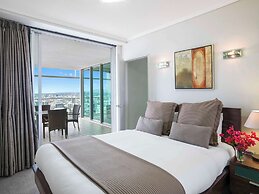 Oaks Brisbane Casino Tower Suites