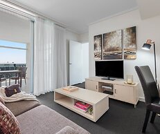 Oaks Brisbane Casino Tower Suites