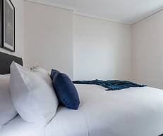 Oaks Brisbane Casino Tower Suites