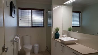 Noosa North Shore Retreat