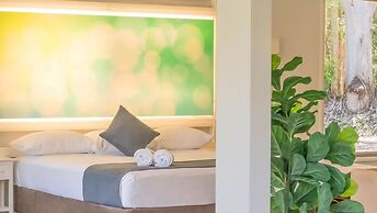 Noosa North Shore Retreat