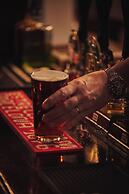 Bankes Arms Hotel