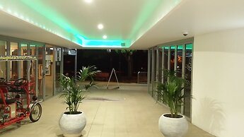 Scarborough Beach Resort QLD