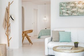 Lilly Residence-All Sea View Suites | Adults Only