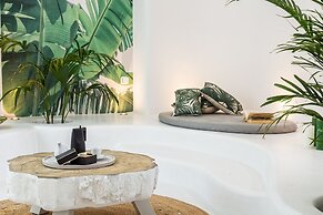 Lilly Residence-All Sea View Suites | Adults Only