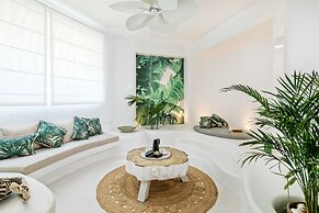 Lilly Residence-All Sea View Suites | Adults Only