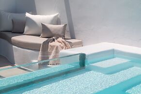 Lilly Residence-All Sea View Suites | Adults Only