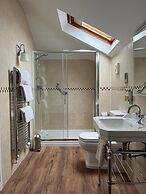 Cottage Lodge Hotel