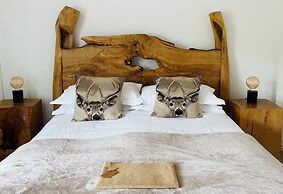 Cottage Lodge Hotel