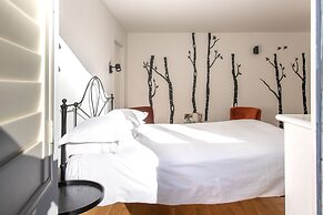 Cottage Lodge Hotel