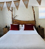 Cottage Lodge Hotel