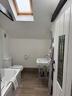 Cottage Lodge Hotel