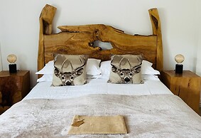 Cottage Lodge Hotel
