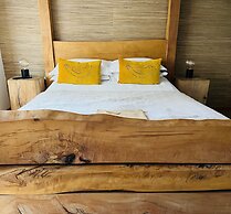 Cottage Lodge Hotel