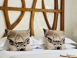 Cottage Lodge Hotel