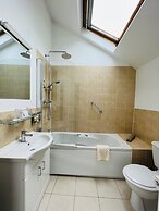 Cottage Lodge Hotel