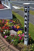 Colonial Lodge Motel