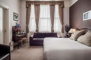 OYO Devonshire Park Hotel