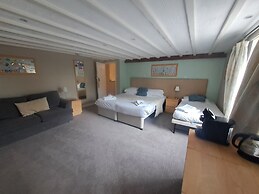 The Countryman's Inn