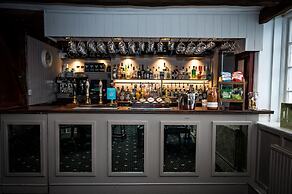 Findon Manor Hotel