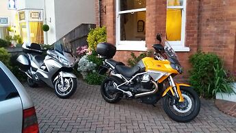 The Groveside Guest House