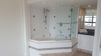 Alexandra on the Pacific