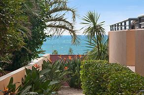 Alexandra on the Pacific