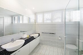 Alexandra on the Pacific