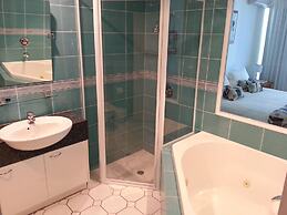 Alexandra on the Pacific