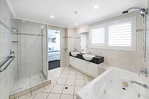 Alexandra on the Pacific