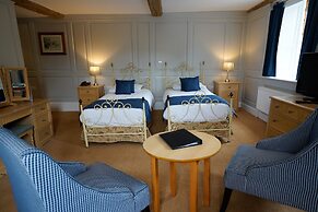 Waveney House Hotel