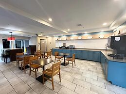 Country Inn & Suites by Radisson, Port Charlotte, FL