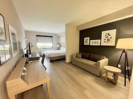 Country Inn & Suites by Radisson, Port Charlotte, FL
