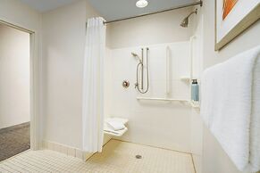 Courtyard By Marriott Stuart