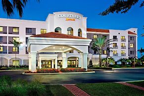 Courtyard By Marriott Stuart