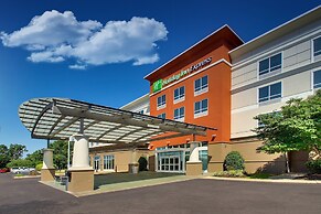 Holiday Inn Express Lexington North-Georgetown by IHG