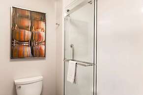 Hampton Inn & Suites Windsor - Sonoma Wine Country