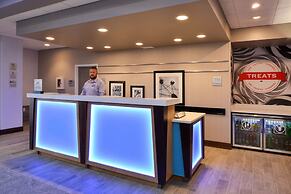 Hampton Inn & Suites Cincinnati-Mason