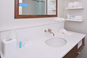 Hampton Inn & Suites Cincinnati-Mason