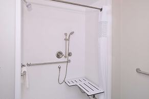 Hampton Inn & Suites Cincinnati-Mason