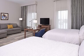Hampton Inn & Suites Cincinnati-Mason