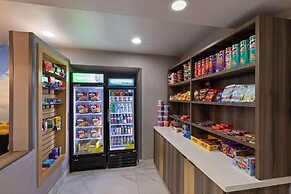 La Quinta Inn & Suites by Wyndham Olathe