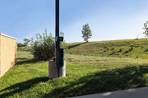 La Quinta Inn & Suites by Wyndham Olathe